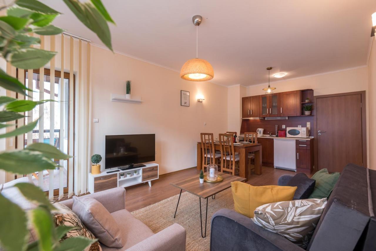 Charming Ski Apartments Near Gondola & Bar Street, Cedar Lodge 1 Complex بانسكو المظهر الخارجي الصورة