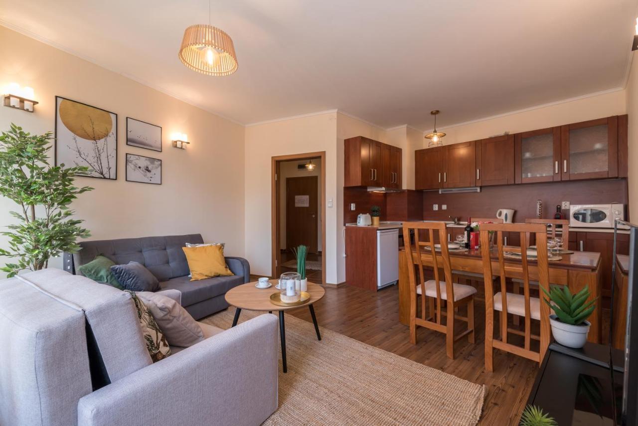 Charming Ski Apartments Near Gondola & Bar Street, Cedar Lodge 1 Complex بانسكو المظهر الخارجي الصورة